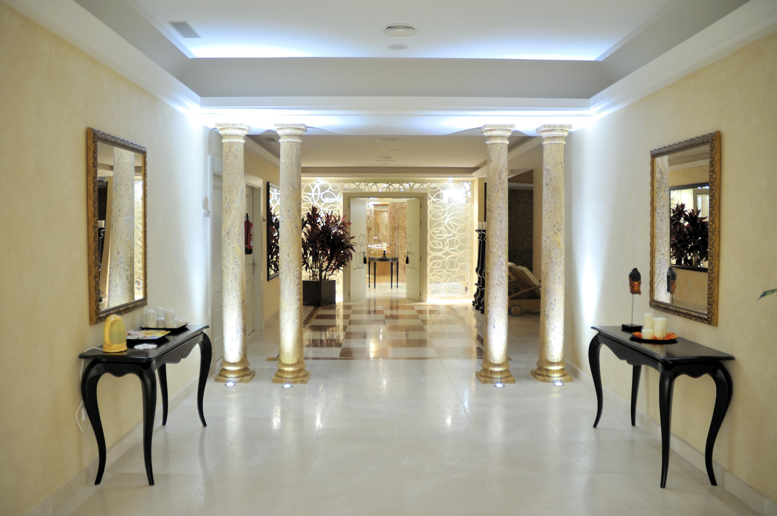 Beatriz Auditorium & Hotel Toledo