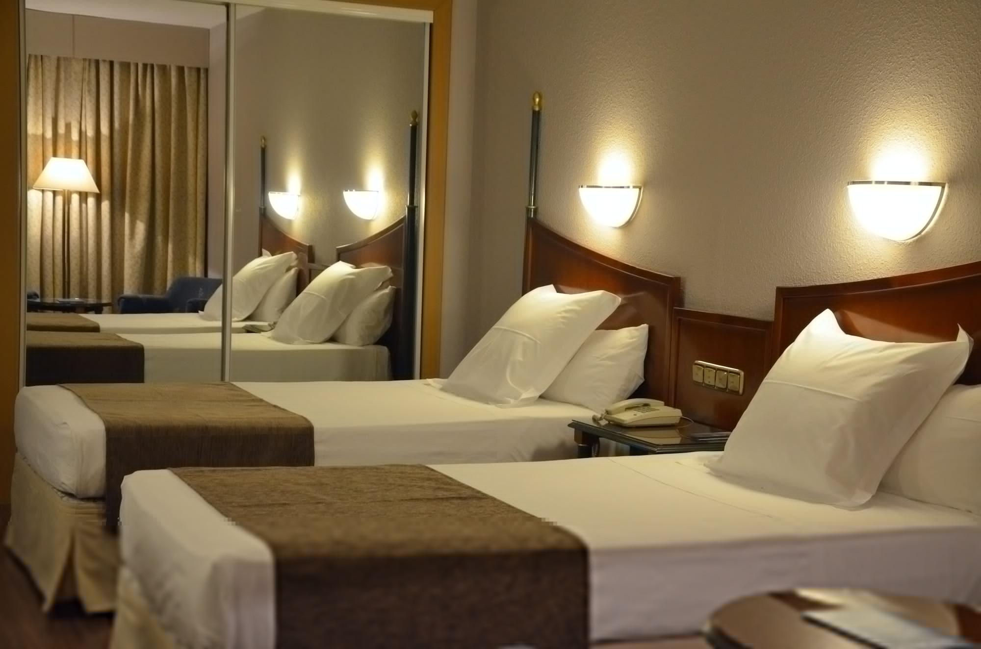 Hotel Beatriz Auditorium & Toledo